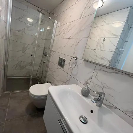 Beachfront Residence Pera Gumusluk Apartamento
